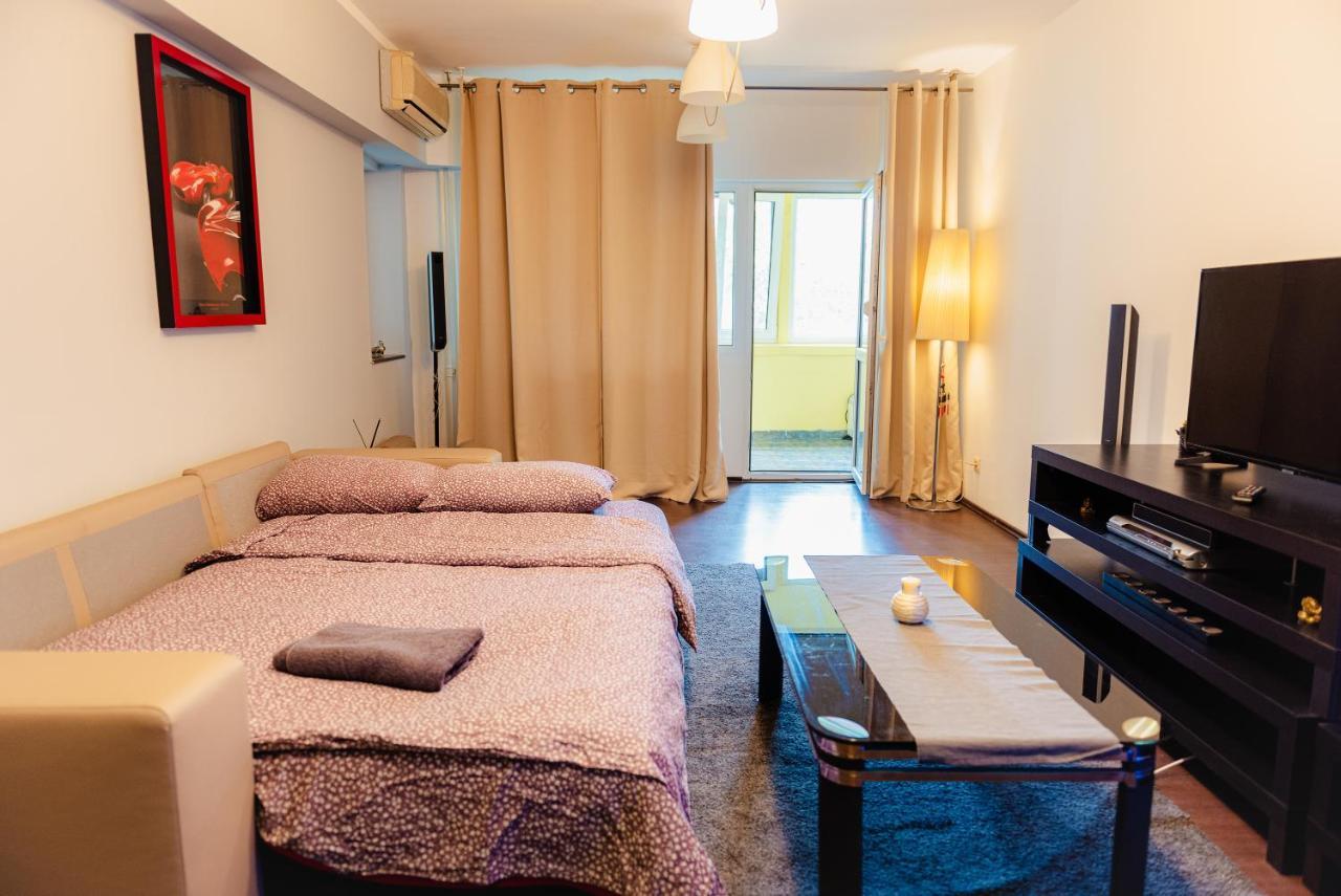 Comfy Apartment With Private Parking And Netflix Bucareste Exterior foto